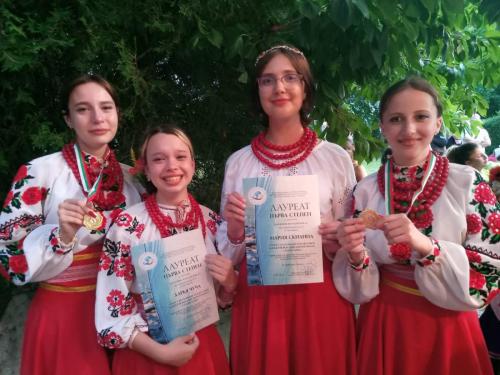 0-02-05-bed9167f9414bb9377883253926fa25c50cad49dd57313ab5c08ba5d444308c5 54bab5a7ba8f1d54